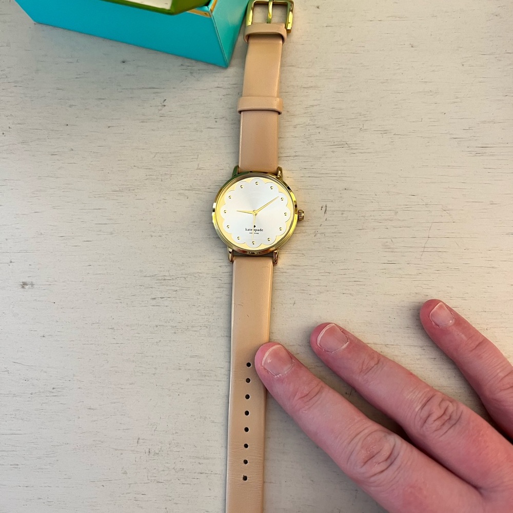 Kate Spade Watch - Picture 2 of 4